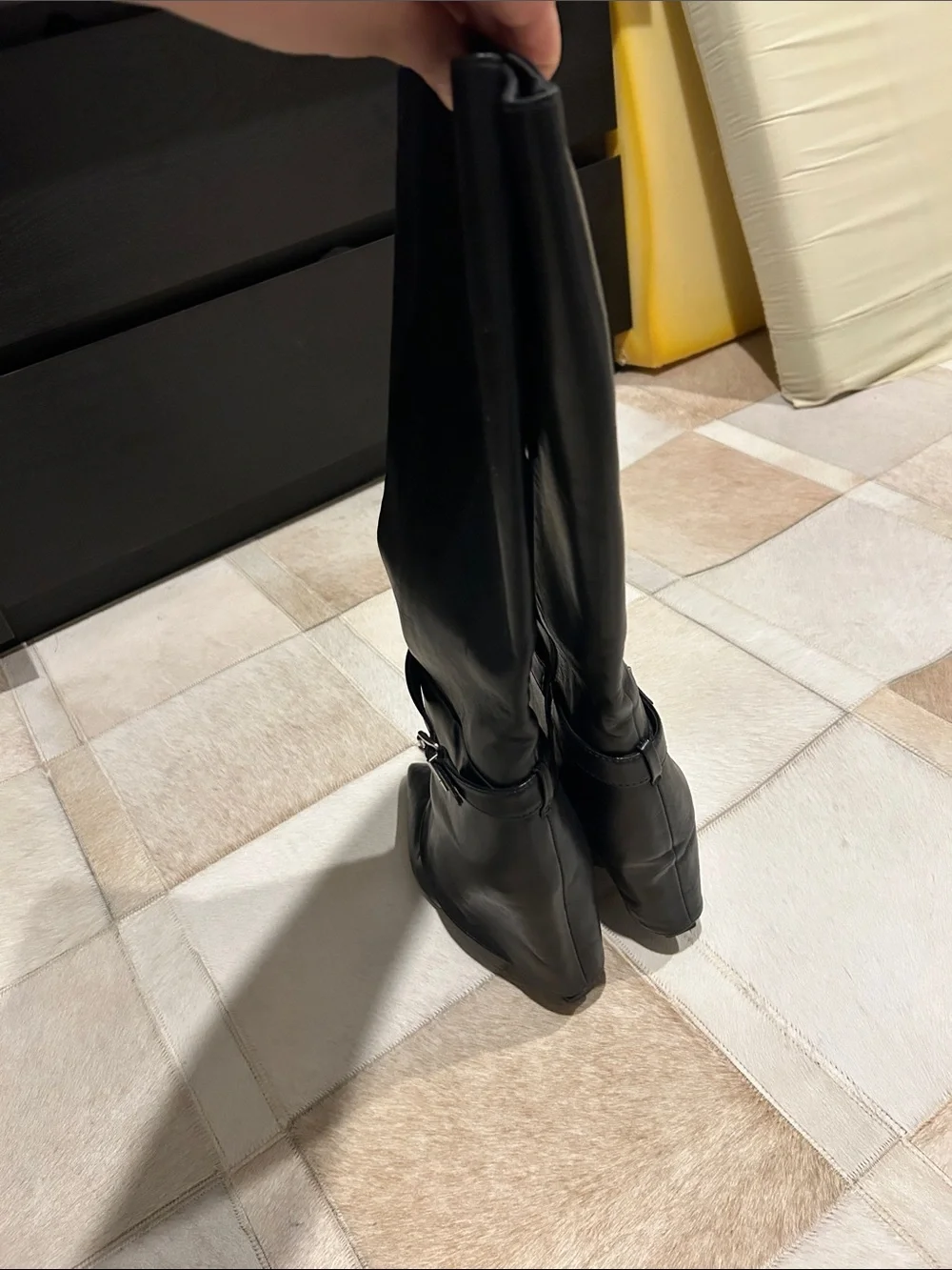 SCHUTZ Black Leather Mid-Calf Women’s Boots with Buckle